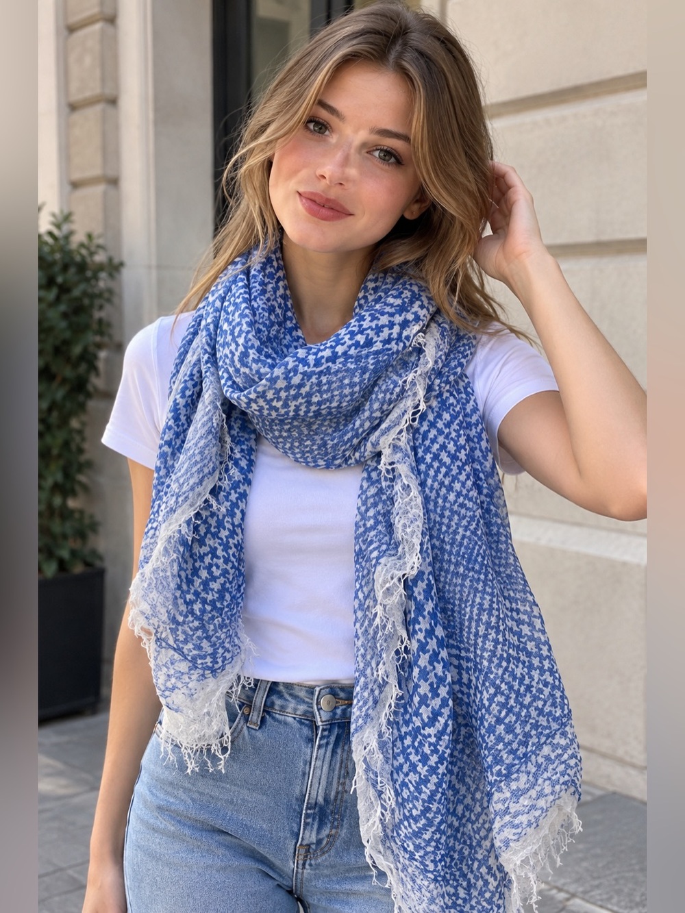 Massimo Dutti Blue & White Houndstooth Oversized Lightweight Scarf